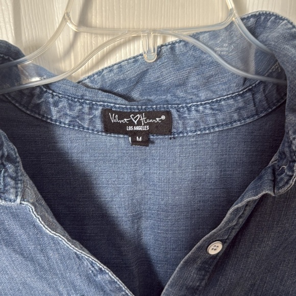 Velvet heart, super soft Chambray Shirt Dress size medium with pockets - Picture 2 of 3